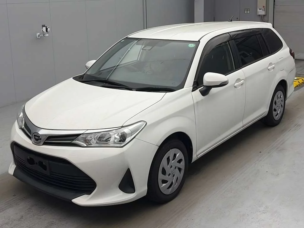 Toyota Corolla Fielder NRE161G 2020